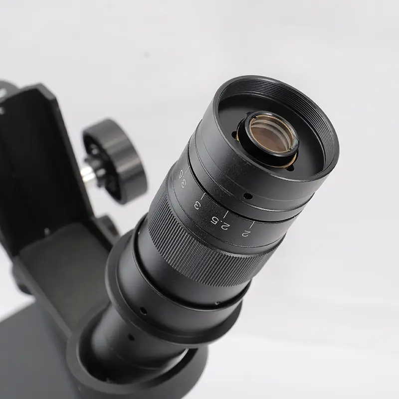 msd410-hdmi-video-microscope-working-scene HDMI video microscope used for industrial observation and analysis