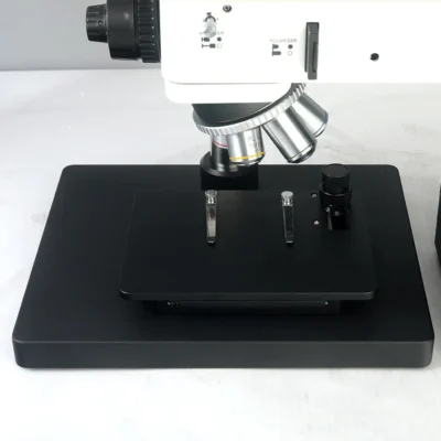 msd4150-industrial-inspection-microscope-application Column metallographic microscope for industrial material analysis