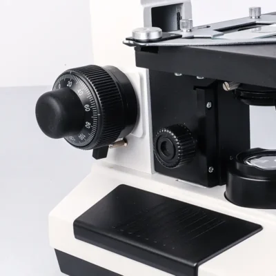 MSD4200 microscope fine focus adjustment detail