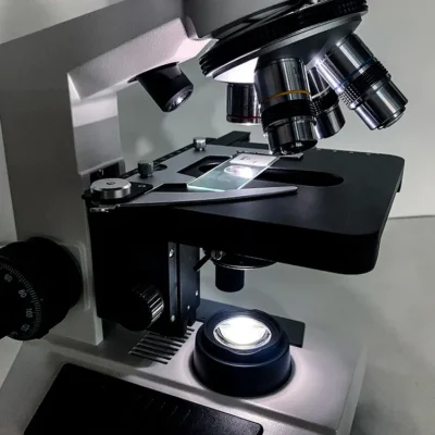 msd4200-stage-detail MSD4200 microscope stage detail
