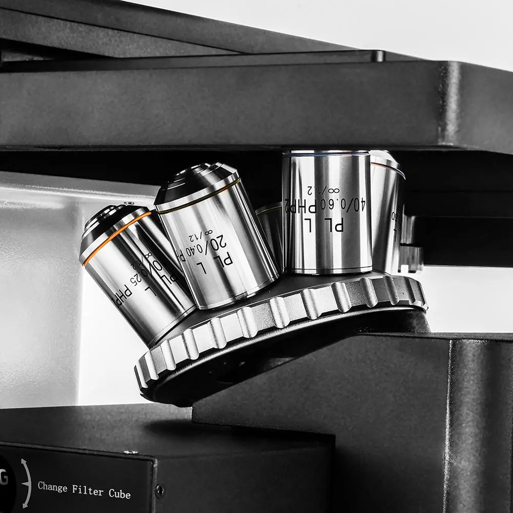 Precision focus adjustment system of inverted microscope