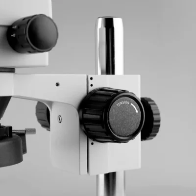 murzider-msd202-stereo-microscope-detail-2 Precision focusing mechanism of Murzider MSD202 stereo microscope