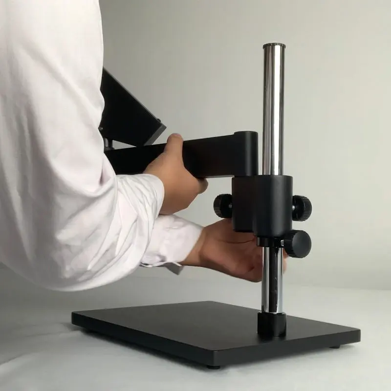 Metal base structure of stereo microscope holder for stability